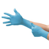 52310. GUANTES DE NITRILO COLOR AZUL CIELO LIBRE DE POLVO, DESECHABLE TALLA CHICA C/100 - EDGE