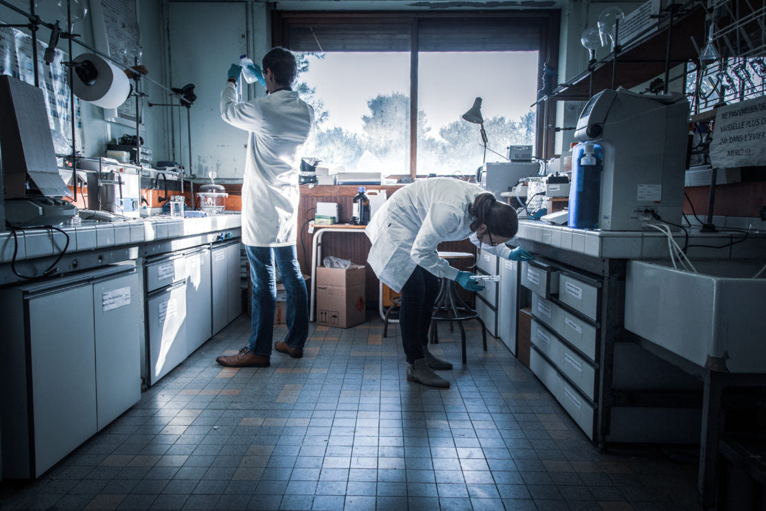 Apagón masivo en España: ¿cómo afecta a los laboratorios y la industria química?