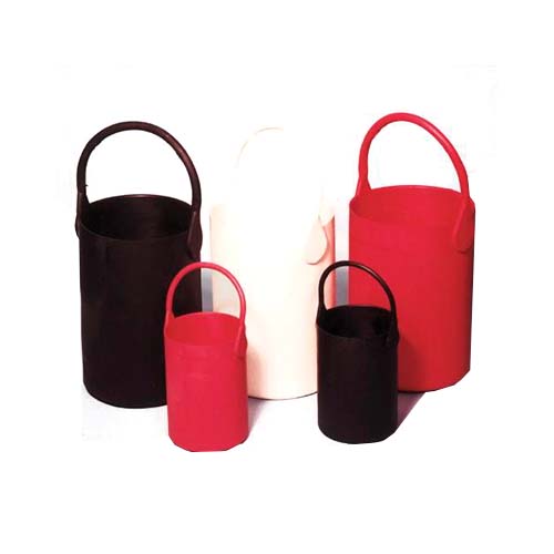 12028. PORTABOTELLAS GRANDE COLOR ROJO, B-100 - EAGLE THERMOPLASTICS