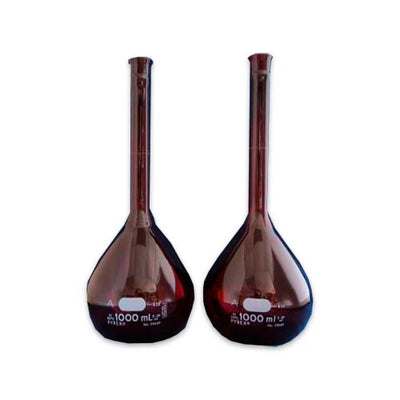 15248. MATRAZ VOLUMETRICO DE VIDRIO 1LT CLASE A BAJO ACTINICO C/TAPON ESMERILADO - PYREX
