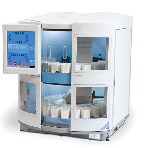 55628. SISTEMA AUTOMATICO DE TINCION DE PORTAOBJETOS GEMINI AS SIN CALENTAMIENTO, VOLTAJE DUAL 100V-240V, 50/60HZ EPREDIA
