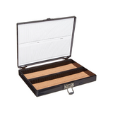 13318. CAJA P/100 LAMINILLAS DE PLASTICO ABS NEGRO C/INTERIOR DE CORCHO, TARJETA DE IDENTIFICACION NUMERADA C/BROCHE - HEATHROW